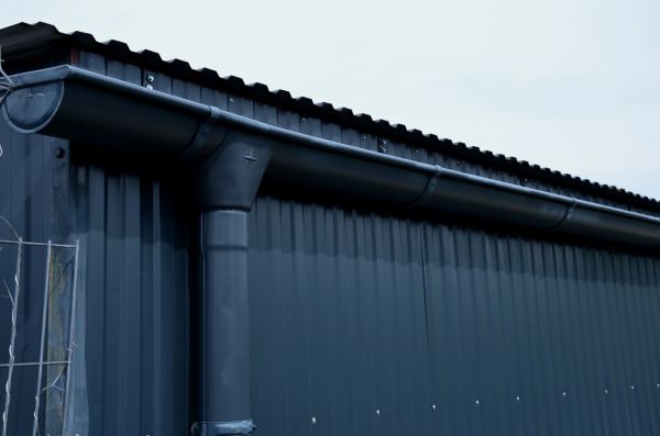 Cost of Metal Siding Replacement in New Castle
