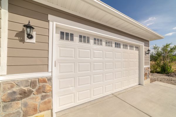 Cost of Garage Siding Repair in New Castle
