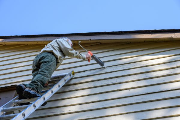 Cost of Vinyl Siding Caulk Repair in New Castle