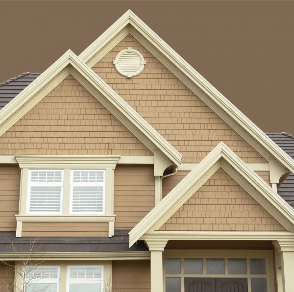 Cost of Vinyl Shake Siding Repair in New Castle