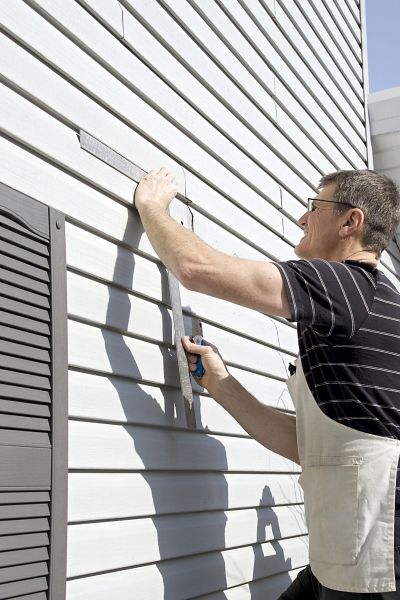 Cost of Vinyl Siding Service in New Castle
